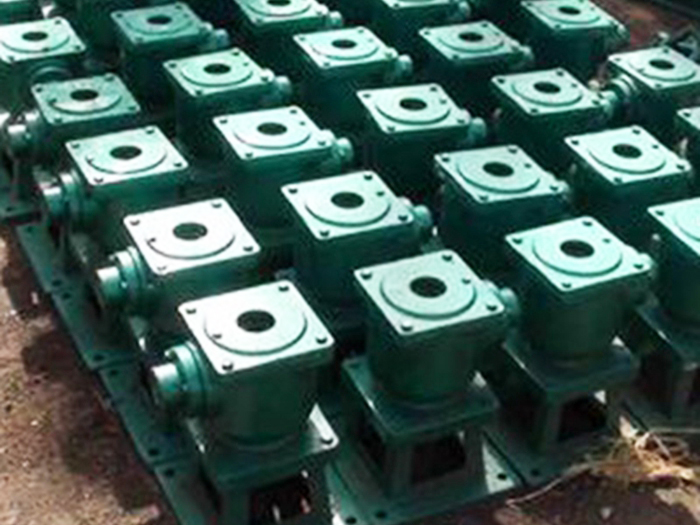 側(cè)搖螺桿啟閉機 